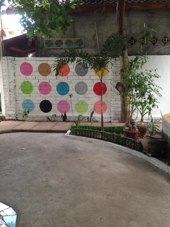 Good For Ya Knee Hostel & Bungalows (Adults Only) Gili Trawangan Extérieur photo