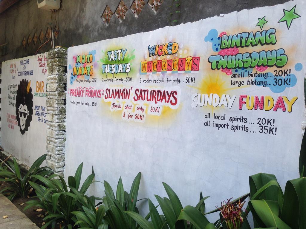 Good For Ya Knee Hostel & Bungalows (Adults Only) Gili Trawangan Extérieur photo
