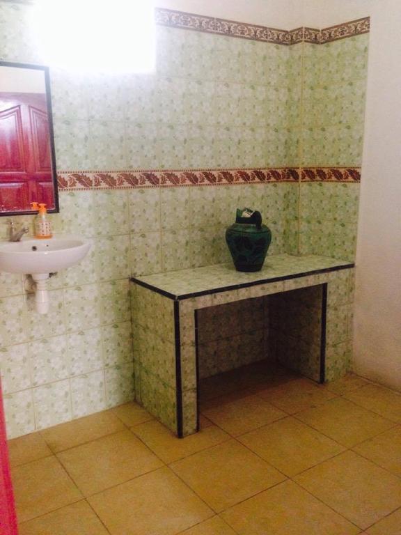 Good For Ya Knee Hostel & Bungalows (Adults Only) Gili Trawangan Extérieur photo