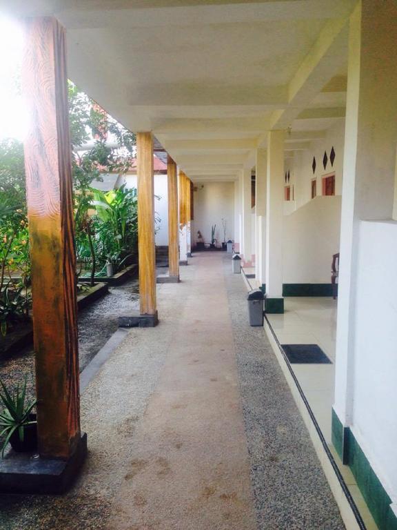 Good For Ya Knee Hostel & Bungalows (Adults Only) Gili Trawangan Extérieur photo