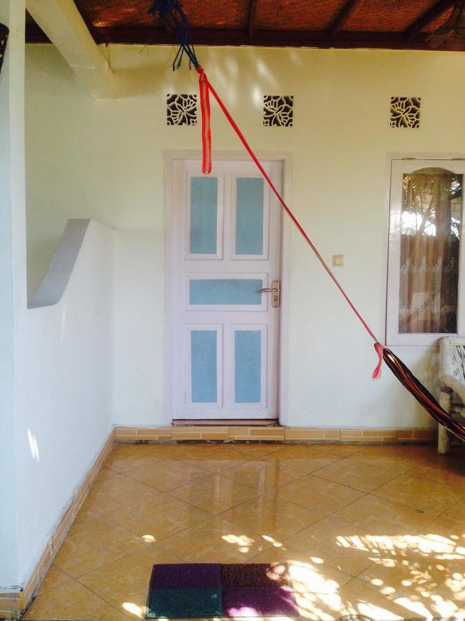Good For Ya Knee Hostel & Bungalows (Adults Only) Gili Trawangan Extérieur photo