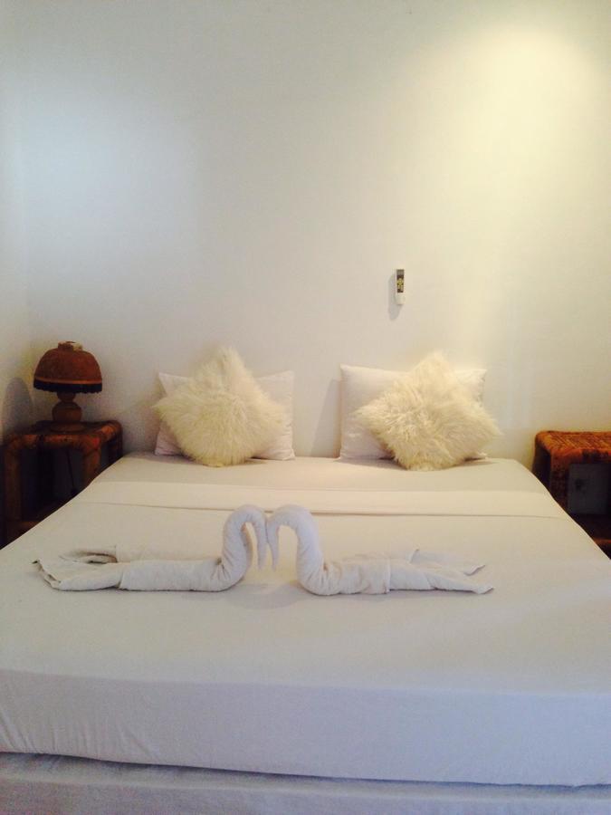 Good For Ya Knee Hostel & Bungalows (Adults Only) Gili Trawangan Extérieur photo